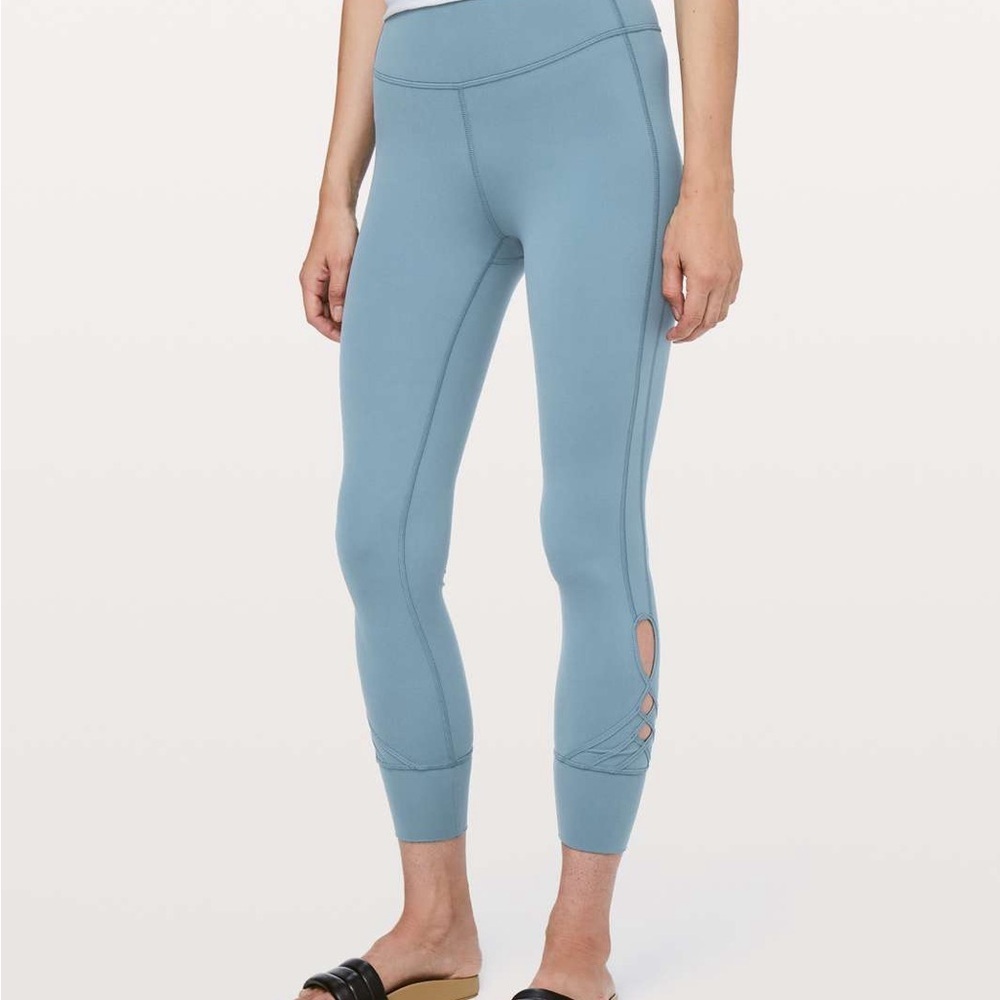 Women’s | Lululemon Melodic Movement 7/8 Tight 25”, Blue | Size 8